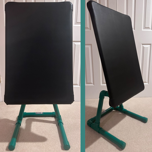 gallery black green
